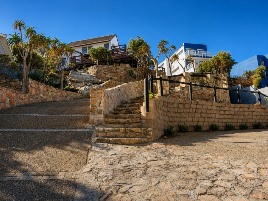 4 Bedroom Property for Sale in Glen Ridge Western Cape